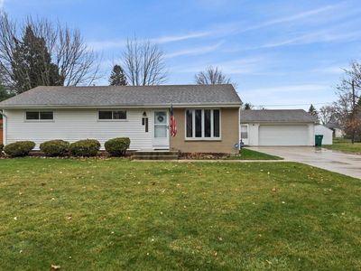 N54W14225 Van Buren DRIVE