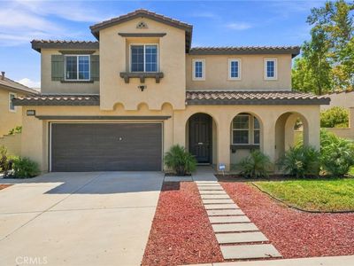 4101 Larkspur