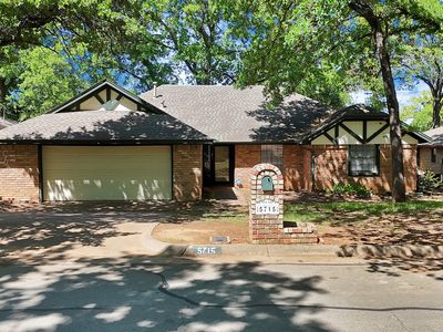 5715 Trail Crest Dr