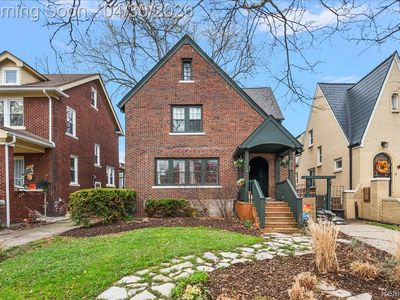 463 Lakewood St