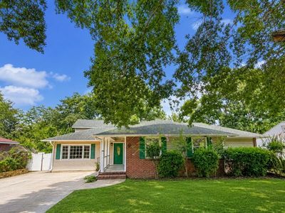 1240 Belvedere Dr
