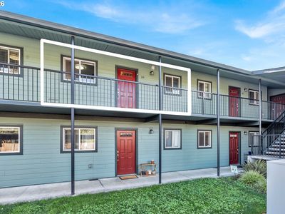 9333 N Lombard St APT 19