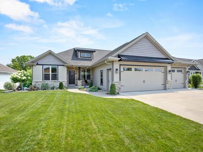 1638 Steiner Ln