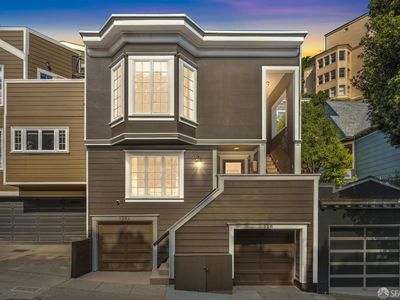 226-226A Roosevelt Way