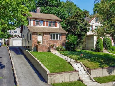 377 Orchard Ter