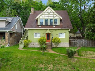 1000 Davis Ave