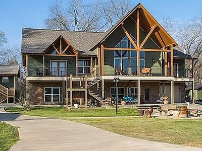 1861 Highway 3102