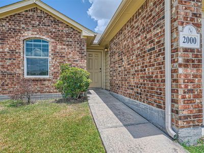 2000 Briar Grove Dr