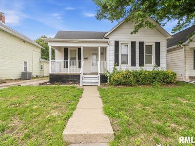Property at 1123 Rutledge St, Springfield, IL