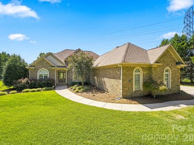 1001 Heritage Acres Dr