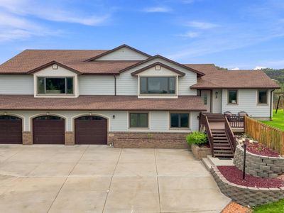 1183 Woodridge Dr