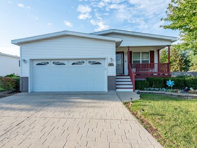 3300 Evergreen Ln