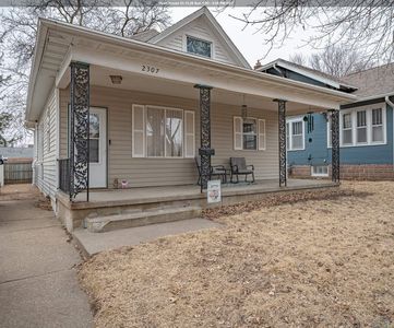 2307 S Saint Aubin St