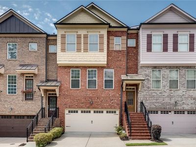 Property at 9005 Woodland Trl, Alpharetta, GA