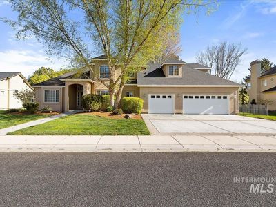 1130 W Colchester Dr