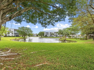 9340 Lagoon Place #206