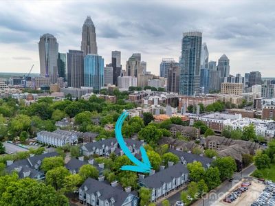 517 Graham St #3C