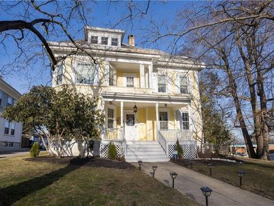 70 Woodland Rd