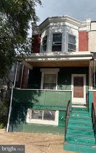 9 S 55th St