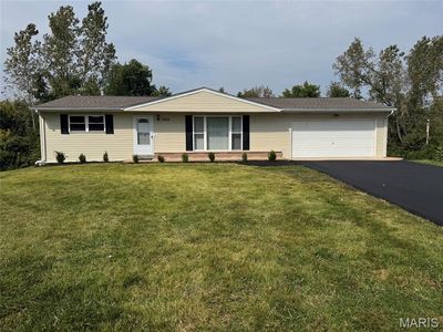 11923 Barkman Dr