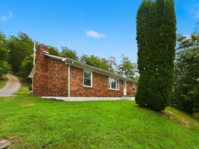 104 Crouch Ln