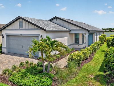 6492 Silverstar Dr
