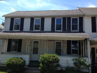 879 Center St #2