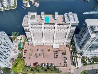936 Intracoastal Dr APT 16A