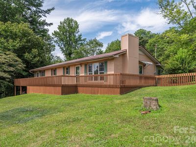 69 Emerald Ln