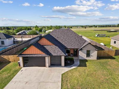 7510 NE Highland Hills Dr