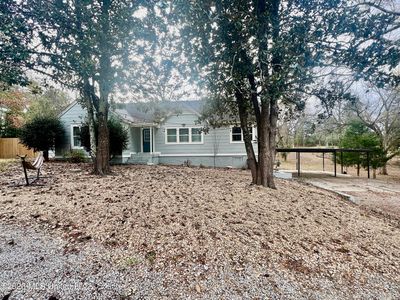 519 Highway 82 W