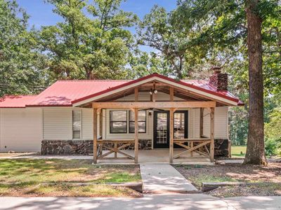 2642 Highway 330 E
