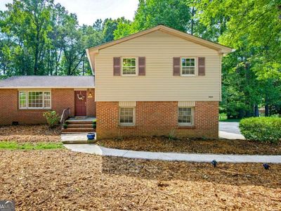 3404 Hill Dr