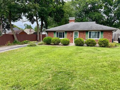 2808 Hazelwood Ave