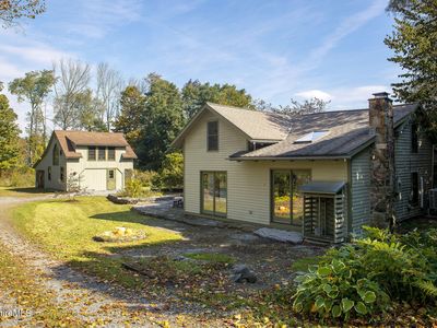14 Glendale Middle Rd