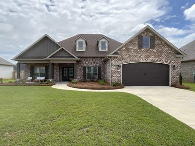 Property at 127 Woodwinds Ct, Kathleen, GA