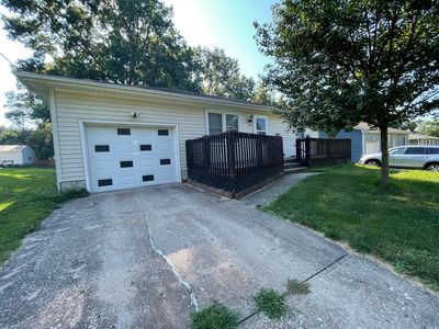 190 N Lincoln Ave