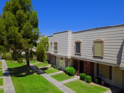 907 E SHOBE Drive