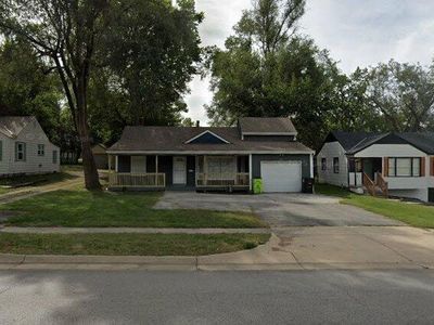 207 W North Ave