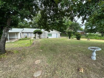 110 E Hickory Hill Rd