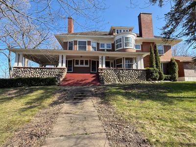 Property at 801 Prospect Ave, Sault Sainte Marie, MI