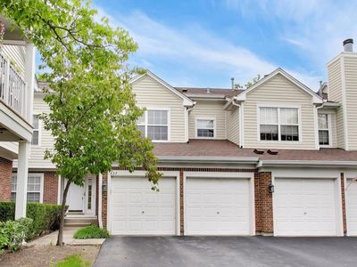 437 Grosse Pointe Cir Unit 437