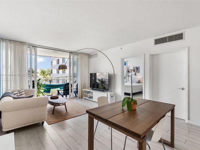 2155 Washington Ct APT 301