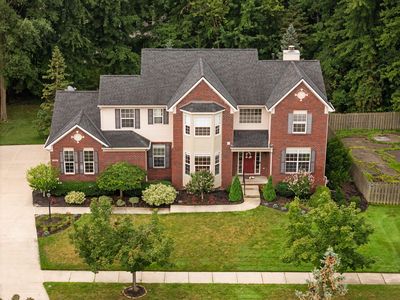 Property at 1338 Coach House Ln, South Lyon, MI