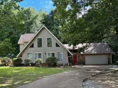 3213 Springwood Dr