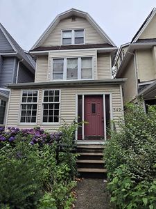 342 E 5th St
