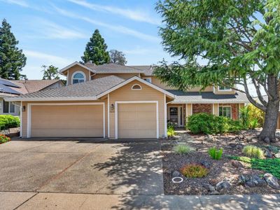 5221 Fairway Ct