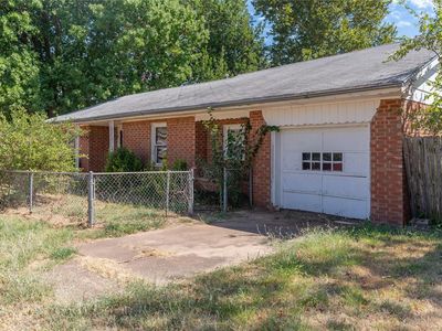 Property at 1923 W Louisiana Ave, Chickasha, OK
