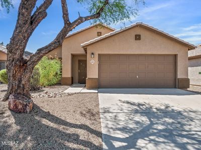 2847 W Medallion Dr