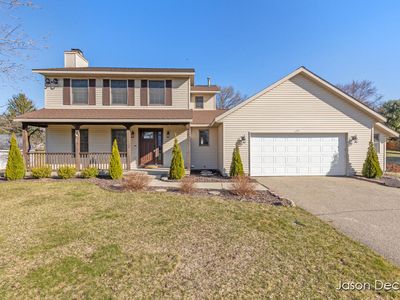 7263 Eleven Mile Rd NE